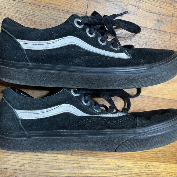 VANS Shoes Black Women’s Size 7 - Picture 8 of 16